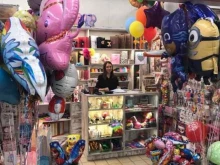 сеть салонов товаров для праздника Present Bar в Калининграде
