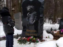 магазин футболок с надписями и рисунками, светящиеся в темноте и ультрафиолете Много футболок в Казани