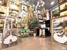 шоурум света и картин Rigasvet в Москве