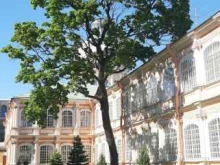 Феодоровская, набережная реки Монастырки, 1и 