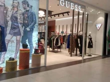 магазин женской одежды Guess в Ижевске
