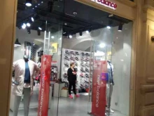 New balance, Красная площадь, 3 