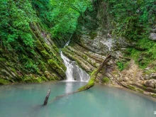 экскурсионное бюро На водопады Сочи и Абхазия в Сочи