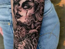 Тату-салоны Split tattoo studio в Барнауле