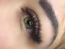 школа-студия по наращиванию ресниц и оформлению бровей Lash & Brow в Красноярске