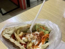 Chicken dener, Высотная, 2ж/1 