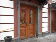 Дейта Игрет, Тихвинская улица, 2 