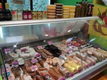 Магазин колбасной и молочной продукции, Горенский бульвар, 3 