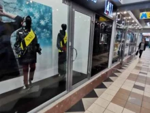 магазин женской одежды больших размеров LaXL в Санкт-Петербурге