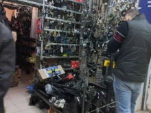 Магазин по продаже запчастей для отечественных автомобилей, Московское шоссе 18 километр территория, 25с 