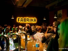 музыкальный бар Fabrika в Архангельске
