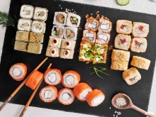 ресторан японской кухни и неамериканской пиццы Сушкоф и пицца в Тюмени