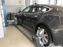 автоцентр по ремонту и продаже запчастей для электроавтомобилей L-Service в Новороссийске