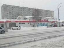 супермаркет Магнит у дома в Тобольске
