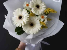 служба доставки цветов и подарков Fashion flowers в Иркутске