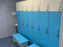 компания по продаже и установке сантехнических перегородок Диалстрой в Тюмени