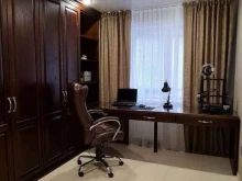 компания по производству мебели из массива дерева Woodmebel в Бийске