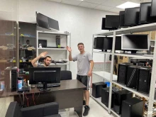 магазин компьютерной техники B-zone в Новосибирске