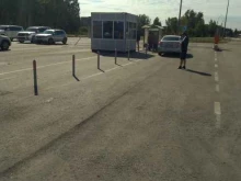служба организации парковки Аэропорт Толмачёво в Оби