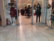 универмаг Люди в новом в Якутске