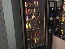 Кондитерские изделия Автомат по продаже шоколадных батончиков и безалкогольных напитков в Мурманске