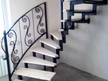 Металлоизделия Компания по производству металлических лестниц, дверей и ворот в Астрахани