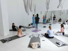 студия йоги и растяжки Yogiroom в Санкт-Петербурге
