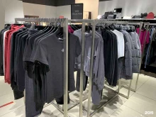 магазин одежды Calvin Klein в Южно-Сахалинске