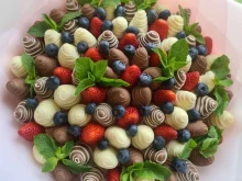 мастерская по изготовлению букетов из клубники Chocoberry в Южно-Сахалинске